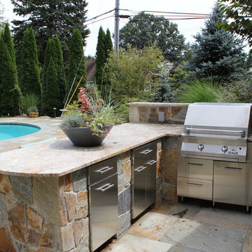 FOR THE LOVE OF OUTDOOR LIVING