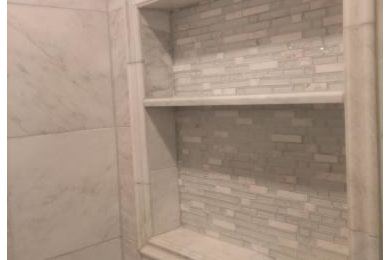 Example of a classic bathroom design in Kansas City