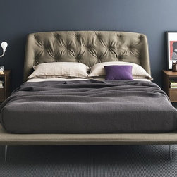 CS/6047-K Hampton King Bed, Calligaris, Italy - Platform Beds