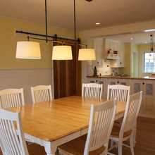beach house dining room