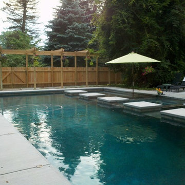 Show Pool