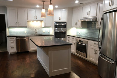 Inspiration for a transitional kitchen remodel in Dallas