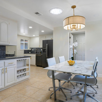 Perfect newly remodeled house in a desirable area