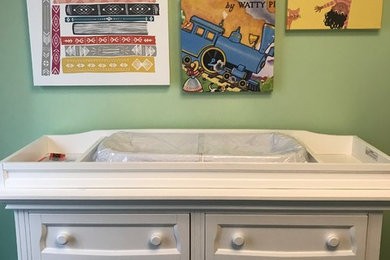 ワシントンD.C.にあるエクレクティックスタイルのおしゃれな赤ちゃん部屋の写真