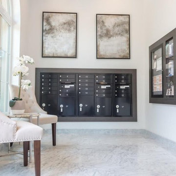 Lobby/Mail Room