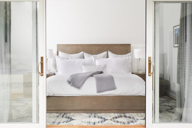 Bedroom - master bedroom idea in Nashville with white walls