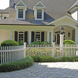 Chestnut Hill Fence with Radius Section - Home Fencing And Gates