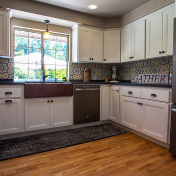 Modern Farmhouse Style Kitchen