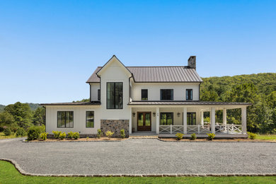 Exterior home idea in Charlotte