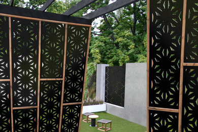 1800 Series: Outdoor Landscape Installations with Larger Screen Range