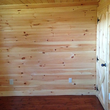 14x32 Elk cabin with corner porch