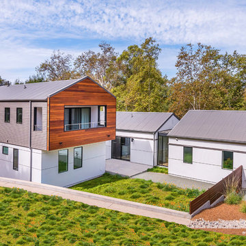 San Luis Drive Farmhouse