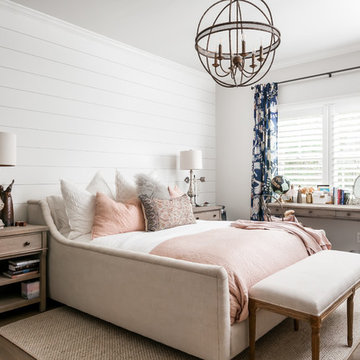 Modern Farmhouse Guest Bedroom & Bathroom Renovation