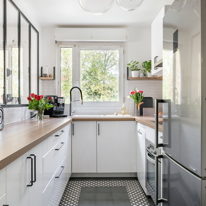 75 photos et idées déco de cuisines en U avec fenêtre audessus de l