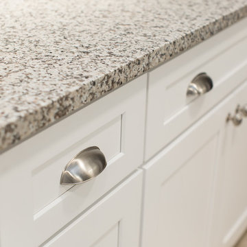 Kitchen | Contemporary Shaker Cabinets | Enlarged Countertops