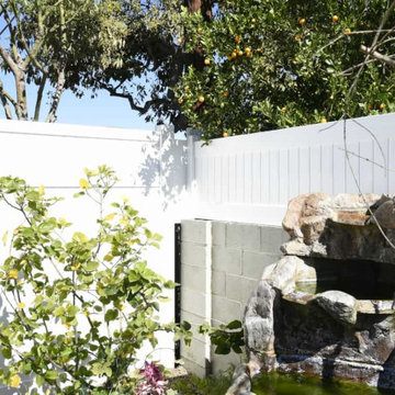 Vertical Style Vinyl Fences