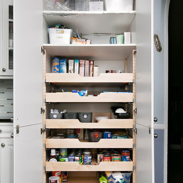 Kitchen & Closet Organization -- Lawrence, New York