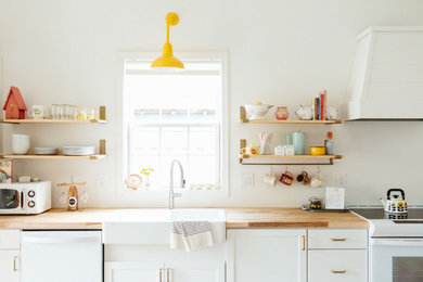 Inspiration for a cottage kitchen remodel in Portland