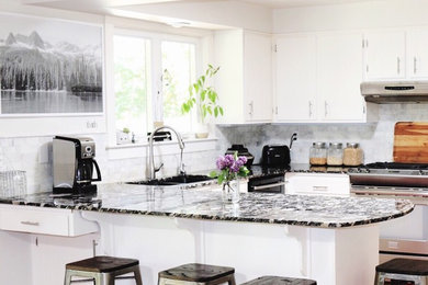Kitchen photo in Other