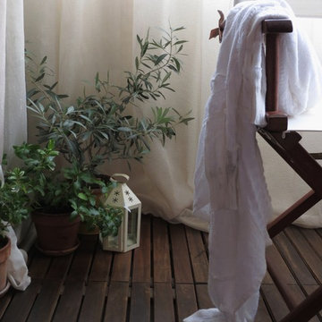 Il balcone si tinge di bianco