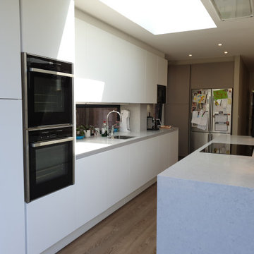 Back extension with kitchen open plan in Finchley, North London