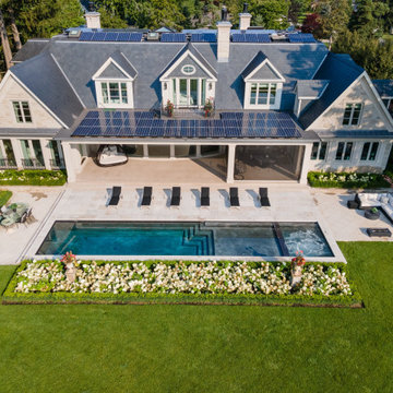 The Elegance of Lakeside Simplicity
