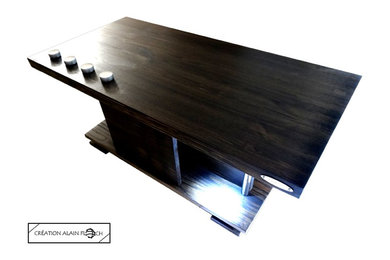 Table basse design "La Sournoise" avec niche secrète