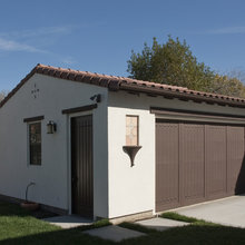 apartment/pool house