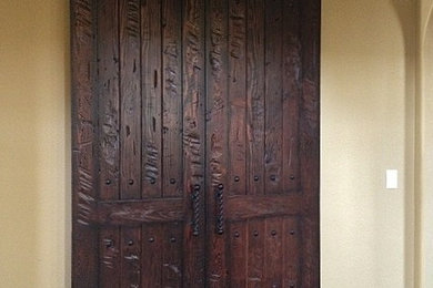 Tuscan entryway photo in San Diego