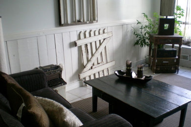 Inspiration for a rustic home design remodel in Toronto