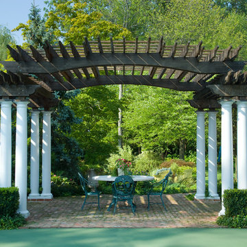 Beautiful Intimate Garden Property