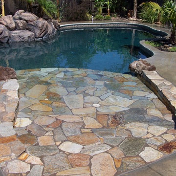 Quartzite Flagstone Beach Entry