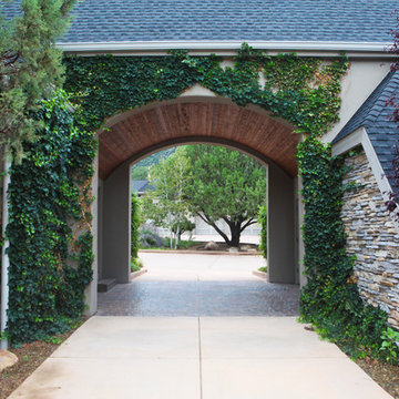 Arizona Arched Drive Through Paver Drive
