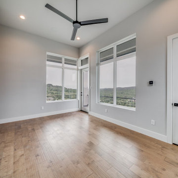 Modern: 4,950 ft², 4 BR/4 BA/2 ST