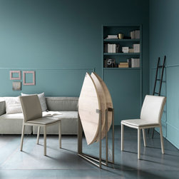Eclipse | before extended - Dining Tables