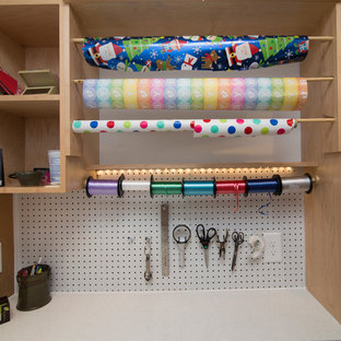 Contemporary crafting nook