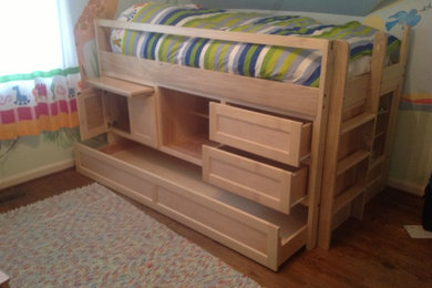 Trundle bed