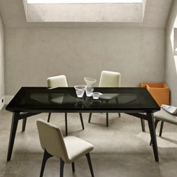Dining tables - Racines - Products