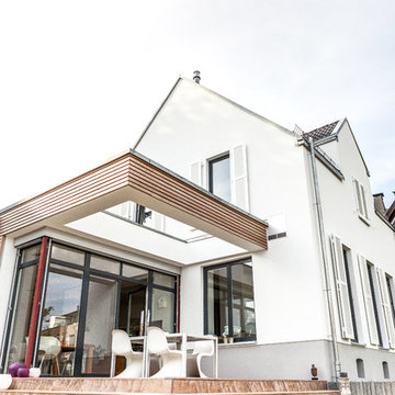 Altbau mit modernem Anbau