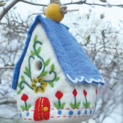 Heidi's Chalet Felt Birdhouse - Birdhouses