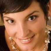 Lisa Beneventos foto