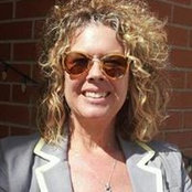 Anne Monday's photo