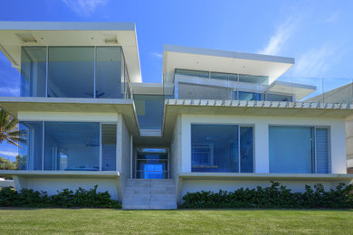 Inspiration for a beach style home design in Sunshine Coast.