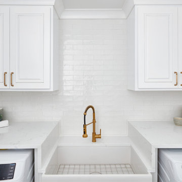 Flash White Porcelain Tile & Bianco Tiza Quartz Laundry Room