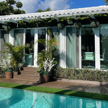 Outdoor Audio - Miami
