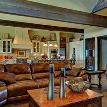 Mammoth Furniture and Accents