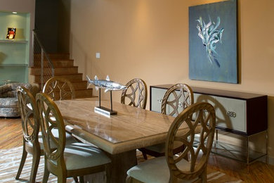 Dining room - contemporary dining room idea in Houston