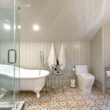 Lush Lavatory