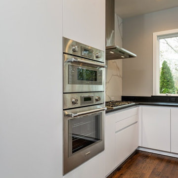 Picture perfect bright and dark Family oriented kitchen in Greenwich CT (2019)