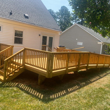 Custom Decks and Pergolas